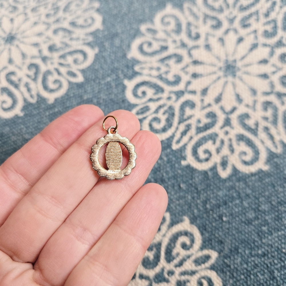 Vintage Dainty Rose Gold Medallion Miraculous Medal Pendant - Picture 6 of 6